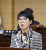 4년간 